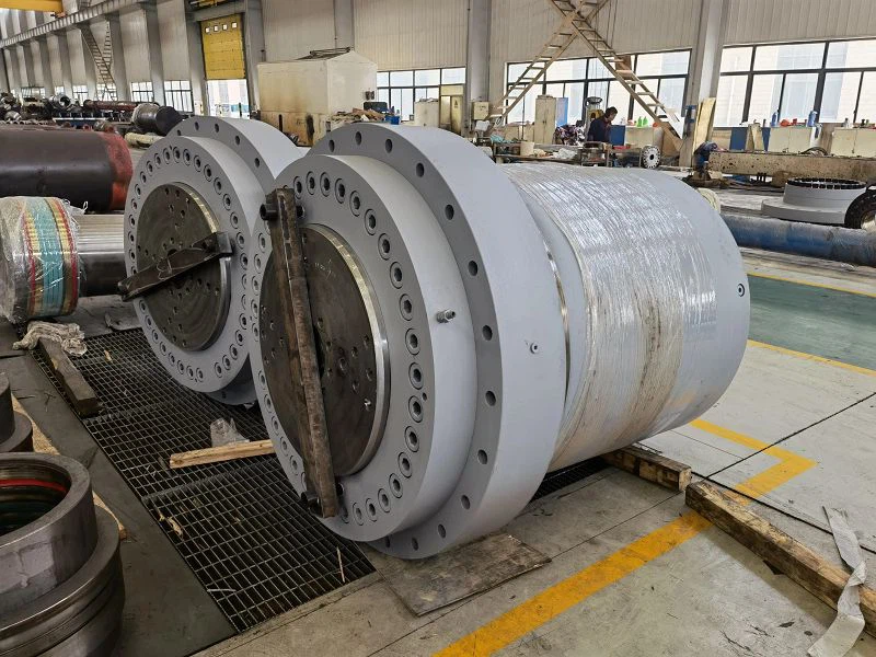 Weight-200t-Largest-Double-Acting-Hydraulic-Cylinder-for-130m-Pile-Frame-Driving-Barge-and-Ship 3001 Weight-200t-Largest-Double-Acting-Hydraulic-Cylinder-for-130m-Pile-Frame-Driving-Barge-and-Ship 3001